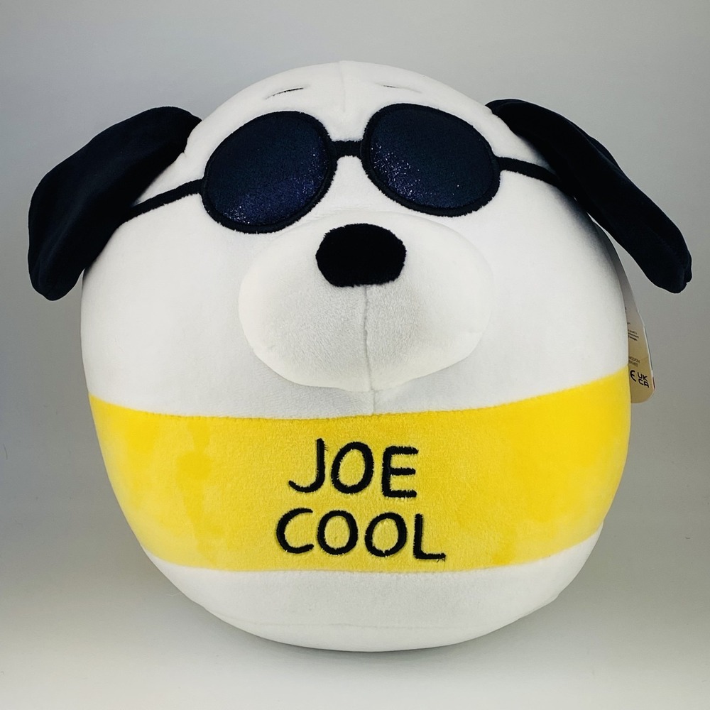 Squishmallows 10" Peanuts Snoopy Joe Cool